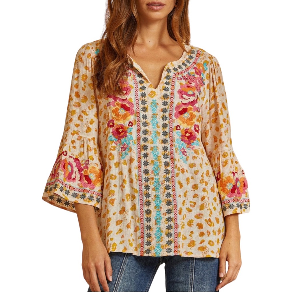SAVANNA JANE Embroidered‎ Floral Blouse. Size Medium